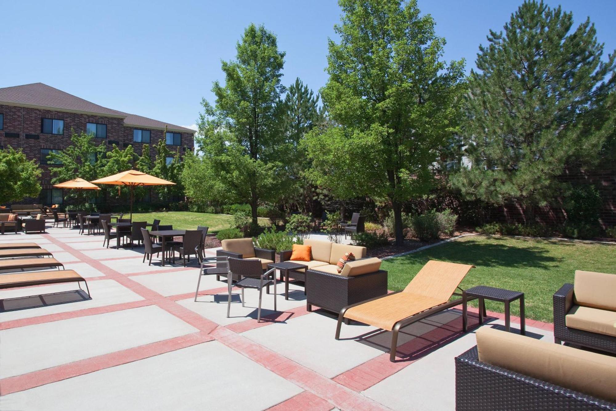 Courtyard Salt Lake City Airport Exterior foto